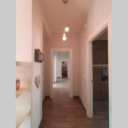 Apartment Il Turri- Lovely In The Center Of LʼAquila