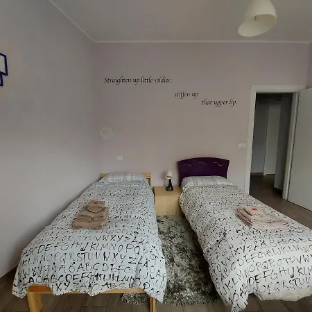 Il Turri- Lovely In The Center Of Apartment LʼAquila